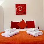 Stylish 1 Bedroom Flat With Parking In Oxford